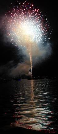 On the lake there were about 25 to 30 boats docked listening to the band and then watching the fireworks.