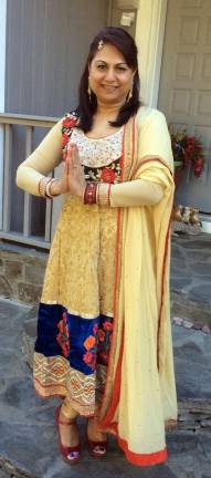Albert Wisner Public Library announces musical programs for August Rupa Parikh will demonstrate the art of Bollywood dancing at Albert Wisner Public Library on Friday, Aug. 24.
