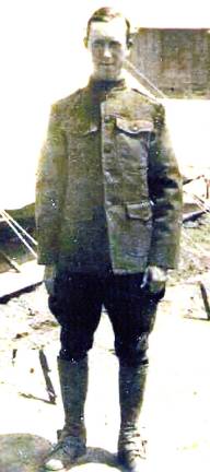 Quackenbush family member donates World War I uniform worn by ancestor Provided photo World War I veteran Arthur Quackenbush served in a combat zone in France. When he returned home after the war, he purchased a general store in Bellvale and later became postmaster.