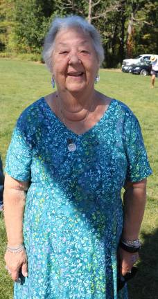 Warwick community photo for new Time Capsule taken in Veterans Memorial Park Among the local officials and others participating in the community photo was Mary Demarest, 78, who was in the 1967 community photo.