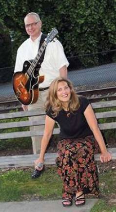 Florida Public Library hosts jazz ensemble on Nov. 4 Vocal and guitar ensemble Leigh Jonaitis & Larry Newcomb will appear at the Florida Public Library for a house concert on Sunday, Nov. 4.