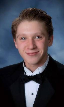 Crew team co-captain Jacob Gaydos is WVHS's 'Student-Athlete of the Week' Jacob Gaydos
