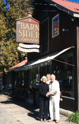 A Sugar Loaf landmark closes its doors Photos by Vicki Botta Matthew Kannon, center, owner of The Barnsider, and his parents, Marion and Walter Kannon, stand in front of the restaurant that was a Sugar Loaf institution for 35 years.