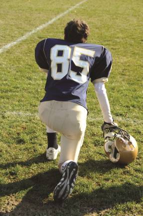 'Second Impact Syndrome' a Danger to Teen Athletes Young athletes, especially those who play contact sports, are vulnerable to second impact syndrome.