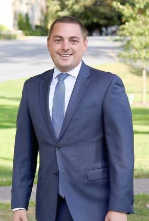 Mike Martucci plans to seek the Republican, Conservative and Independence lines on the ballot for the state Senate seat held by Democrat Jen Metzger.