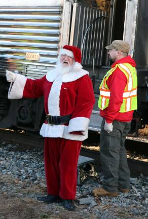 Santa arrives in Warwick for an early visit.