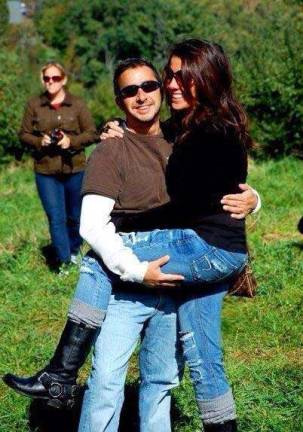 Love is in the air Kristy and Todd Rosen of Warwick, N.Y.