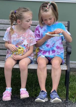 What's better for lunch in the summer than a hot dog? Two. Photos provided by the Florida School District.