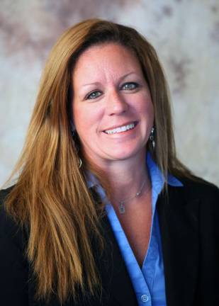 Tammy L. Artusa earns certification as a construction risk and insurance specialist Tammy L. Artusa
