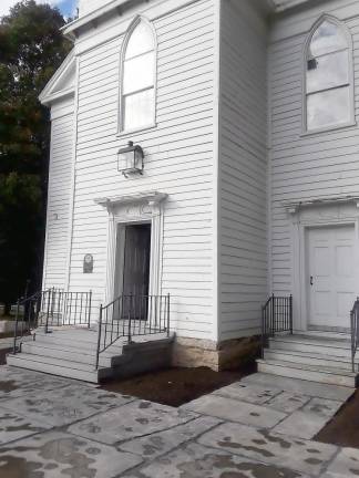 Thanks to coordinated efforts and with support from the Village of Warwick and its DPW, the old slate sidewalk taken up from High Street was given to the Warwick Historical Society for a new terrace in front of the Old School Baptist Meeting House.