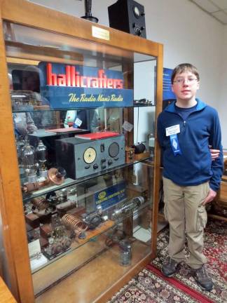 Amateur Radio Club offers free licensing classes in September A ìgraduateî from the Orange County Amateur Radio Club ìHam Radio Classes,î Sean Flynn, 13, of the Town of Newburgh, is on the air with call sign KD2BFI. He recently visited the antique radio exhibit at the American Radio Relay League Headquarters in Newington, Conn.