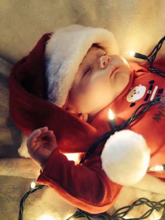 Only 2 days left to vote! Submitted by Jessica VanOrden of Highland Lakes, N.J. "Westen's First Christmas."