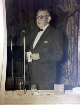 Do you know? WARWICK. Warwick Historical Society seeks the public's help Do you know? WARWICK. Warwick Historical Society seeks the public's help