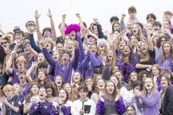 Warwick played FDR in a Homecoming football game at C. Ashley Morgan Field on Saturday, Oct. 9, and the Wildcats’ 38-22 victory was quite satisfying to the fans.