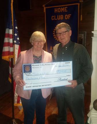 Warwick Rotarians assist Meals on Wheels Warwick Rotarians assist Meals on Wheels