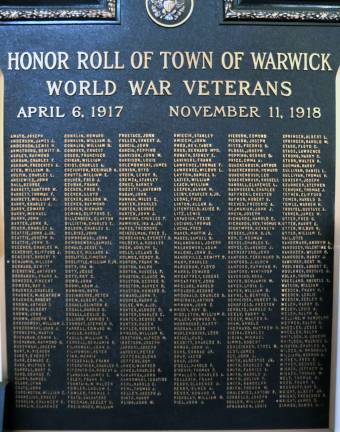 Quackenbush family member donates World War I uniform worn by ancestor A plaque in Warwick Town Hall honors approximately 350 local veterans of that conflict known as the "Great War," or "First World War."
