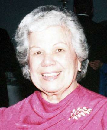 Rosa M. Sariego Rosa M. Sariego