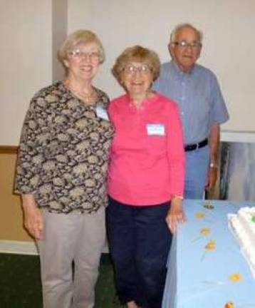 Warwick Meals on Wheels thanks its volunteers From left to right: Jane Gareiss, president of Warwick Meals on Wheels program, thanks Joan and Frank Putnam as they retire from their 18 years of service to Meals on Wheels.
