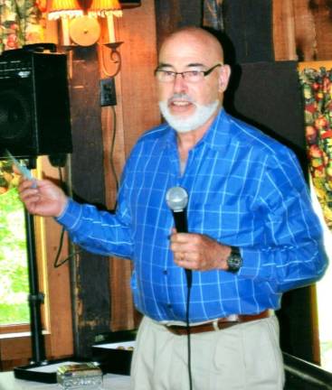 Warwick Democrats honor Geoffrey Howard and Irene Schacher The Warwick Town Democratic Committee honored Geoffrey Howard with its community service award in recognition of his commitment to sustainability and the environment.