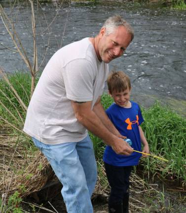 Come fish, go fish Dave DeSantis coaches his son Nick, 5.