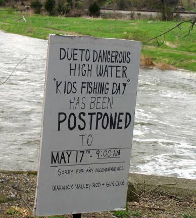 Kid's Fishing Day postponed to Saturday, May 17 This yearþÄôs annual þÄúTake a Kid Fishing Day,þÄù sponsored by the Warwick Valley Rod & Gun Club, is postponed until Saturday, May 17.