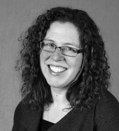 Music in Central Valley opens Dec. 2 with a program for clarinet and piano Pianist Laurel Larsen