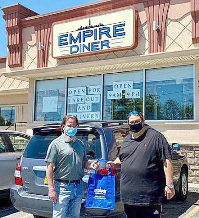 Charity launched to help feed children in Orange County Rabbi Roger Lerner of Monroe Temple of Liberal Judaism and Empire Diner owner David Wenger have joined forces to replicate a Pennsylvania program that has been successful in feeding hundreds of children per week over the past decade. (Photo source: dinners4kidsoc.org)