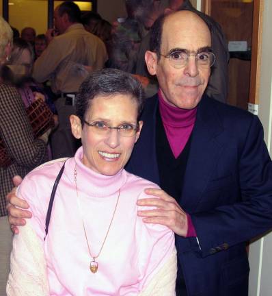 Local couple to be honored by OC Human Rights Commission File photo by Roger Gavan Susan and Glenn Dickes of Warwick will be recognized by the Orange County Human Rights Commission for their efforts to reduce hunger in their community.