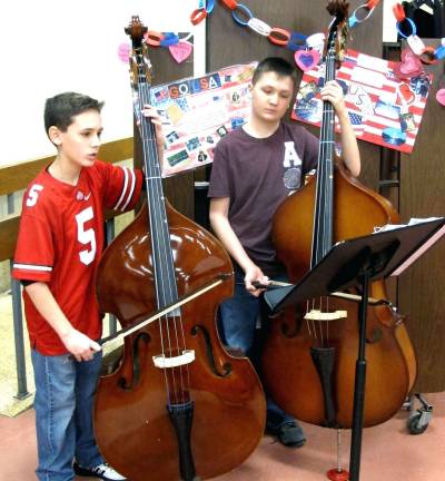 Warwick Valley Middle School hosts Breakfast for Vets Members of the so-called "'Swag Orchestra" during the breakfast.