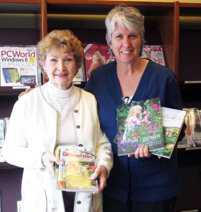 Warwick Valley Gardeners add to library collection Warwick Valley Gardeners add to library collection