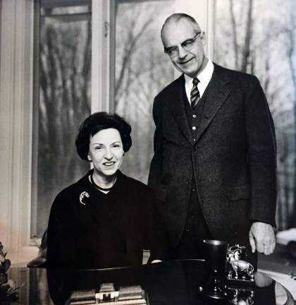 Alan Seidman to receive the Ottaway Medal Ruth and Jim Ottaway