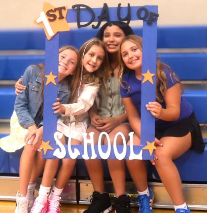 Teachers celebrate school’s first day with advice for students Teachers celebrate school’s first day with advice for students