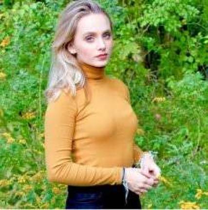 Music for Humanity announces scholarship winners Chloe Borthwick (Photo provided)