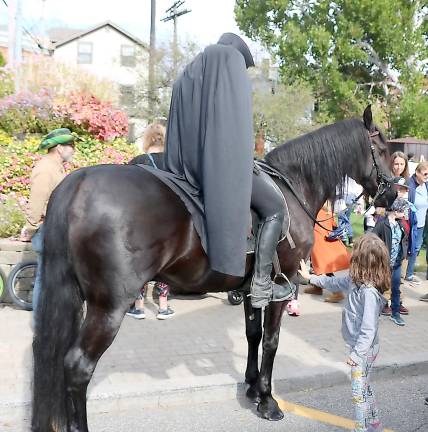 There was a surprise visit by the Headless Horseman, aka Lee Dillon, from Corinthian Equestrian Center.