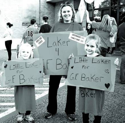 The ‘walk for choice’ Photos by Ed Bailey Alissa Spear stands with her two daughters, Annabel, left, 4 years old, and Madison Spear, 6. Their signs express their concerns and where they stand.