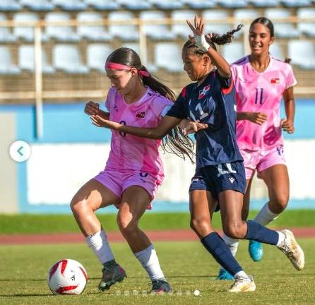 Martinez advances to soccer U14 National Team finals Warwick resident Xylia Martinez (#11 in blue) will play for the Dominican Republic in the 2025 Caribbean Football Union U14 Girls Challenge Cup this weekend.
