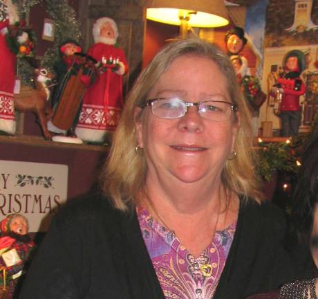 Warwick Valley Chamber announces award winners for its 78th anniversary membership event File photo by Roger Gavan The Warwick Valley Chamber of Commerce will honor the late Debbie Iurato, former owner of Peck’s Wine & Spirits, for her Commitment to Community.