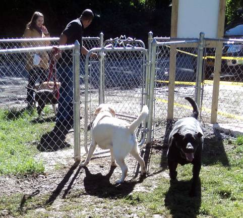 Bark Park opens in Greenwood Lake Bark Park opens in Greenwood Lake