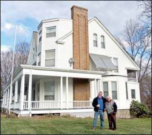 Business notebook: Warwick goes solar Business notebook: Warwick goes solar