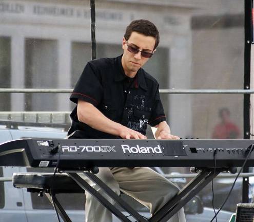The library hosts ‘The Ultimate Eclectic Experience’ on May 3 Composer and musician Matt Daniel will perform at Albert Wisner Public Library in Warwick on May 3.