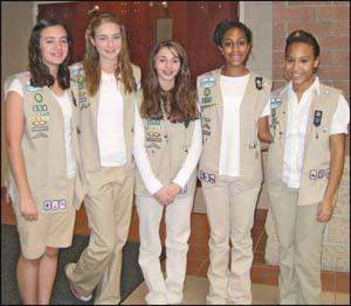 Five members from Florida Girl Scout Troop 315 earn their Silver Awards Five members from Florida Girl Scout Troop 315 earn their Silver Awards