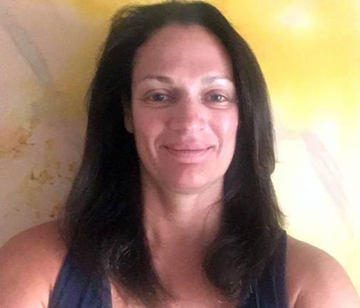 SUNY Orange hosts master class on abstract painting on Feb. 28 Mary Cathryn Roth will lead a master class on painting from an abstract point of view on Wednesday, Feb. 28, in the Mindy Ross Gallery in Kaplan Hall on the Newburgh campus of SUNY Orange.
