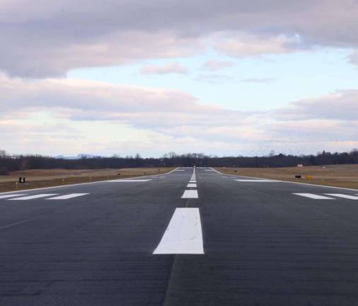 Orange County Airport hosts ribbon cutting to recognize completion of $30 million runway realignment project The aircraft complement at the Orange County Airport in Montgomery is from a small GA airplane (single-engine piston) to a mid-size jet (Citation II/III/ Lear 40-75/ Phenom 300/ Gulfstream 280).