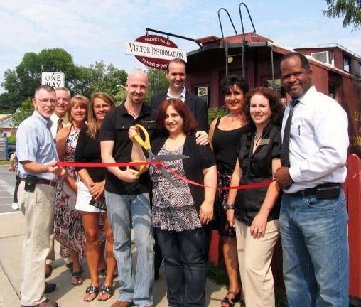 Mobile music school to serve Warwick area Photo by Roger Gavan On Aug. 17, Warwick Supervisor Michael Sweeton and members of the Warwick Valley Chamber of Commerce joined Edward Faust and his wife, Jennifer, for a ribbon-cutting ceremony outside the Chamberís ìcabooseî office on South Street. From left, Sweeton, Warwick Valley Chamber of Commerce Executive Director Michael Johndrow, Chamber Board members Mechelle Casciotta and Nicole Repose, Edward and Jennifer Faust, Board Member Paul Rafanello, Vice President Sherry Bukovcan, Chamber Board member Susan Ronga and Cedric Glasper, president of the Warwick Valley Chamber of Commerce.