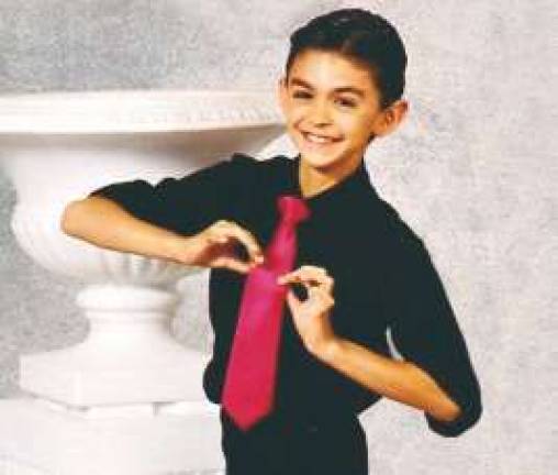 Warwick fifth grader will dance in ‘The Nutcracker’ at Lincoln Center Fifth-grader Pierson Hall, a Warwick native, will appear George Balanchineís "The Nutcracker" this holiday season at Lincoln Center in New York City.