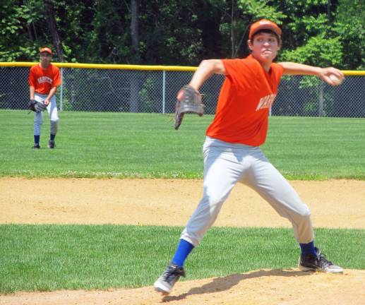 Two Junior Mets pitchers combine to throw no-hitter Left-lander Kyle Crozier