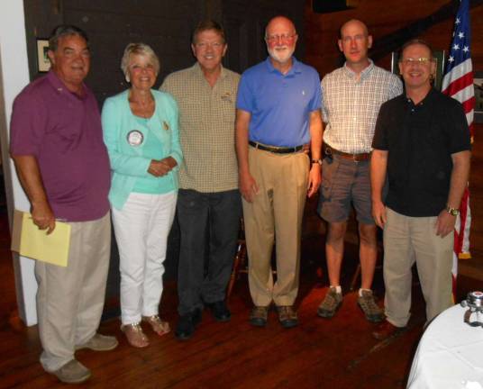 Warwick Rotarians install 3 new members Warwick Rotarians install 3 new members