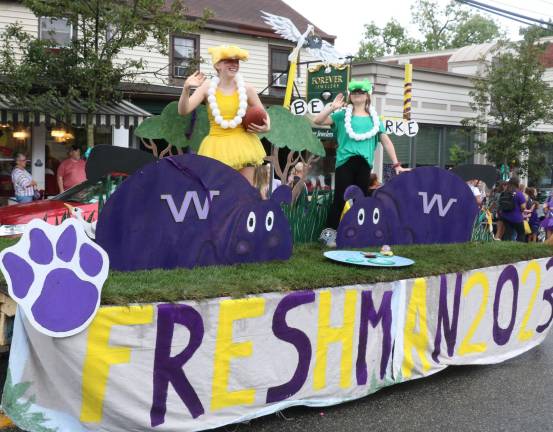 Crowds enjoy another Homecoming Day Parade on Main Street The freshman “Hungry Hungry Hippos” float.