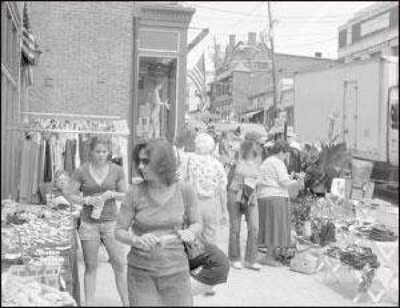 Warwick July Sidewalk Sale Warwick July Sidewalk Sale