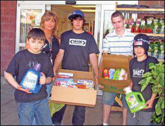 Warwick students participate in County Youth Service Day Warwick students participate in County Youth Service Day